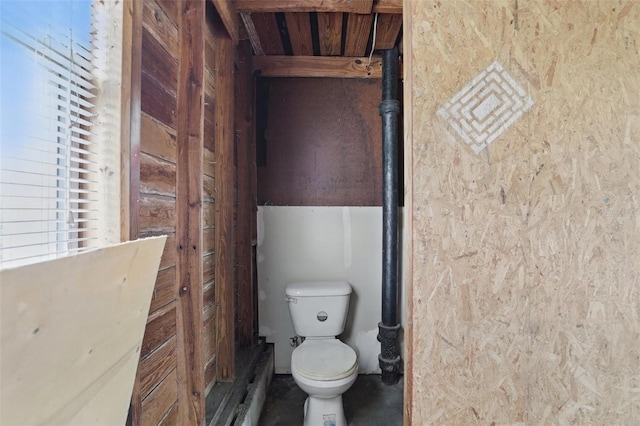 bathroom featuring toilet