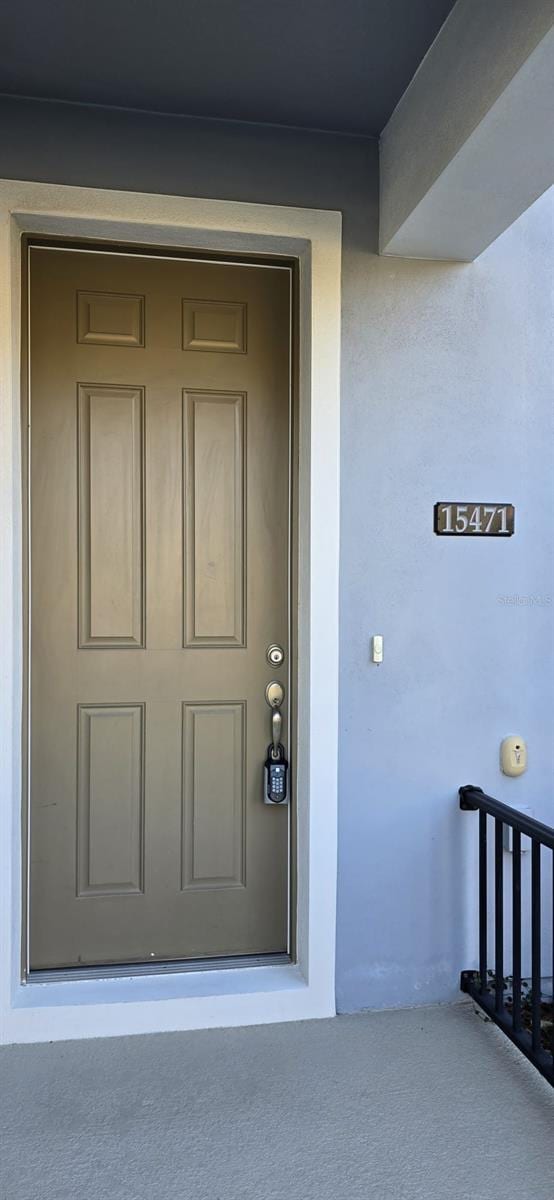 view of entrance to property