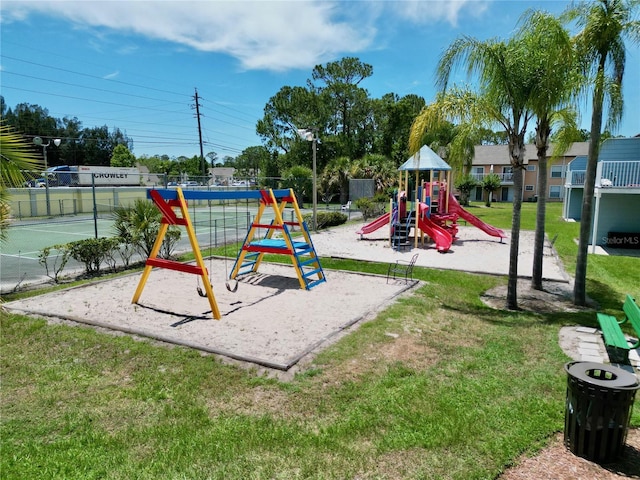 2040 Royal Bay Blvd Unit 30, Kissimmee, FL 34746 - community jungle gym with a lawn