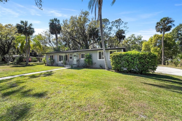 view of front of house with a front yard
