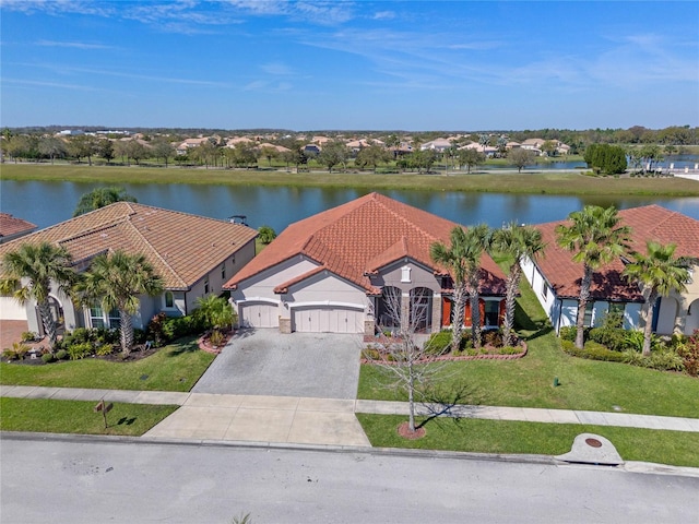 2541 Shoal Bass Way, Kissimmee, FL 34746 - drone / aerial view with a water view