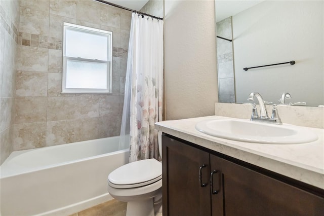 1575 Eucalyptus Way, Davenport, FL 33837 - bathroom featuring vanity and shower / bath combo with shower curtain