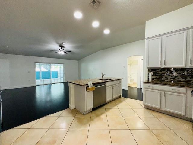 639 Mesilla Dr, Kissimmee, FL 34758 - photo 22