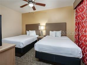 bedroom featuring a ceiling fan