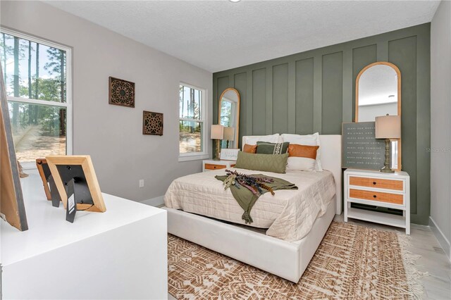 13274 SW 82nd Ln, Dunnellon, FL 34432 - bedroom featuring baseboards