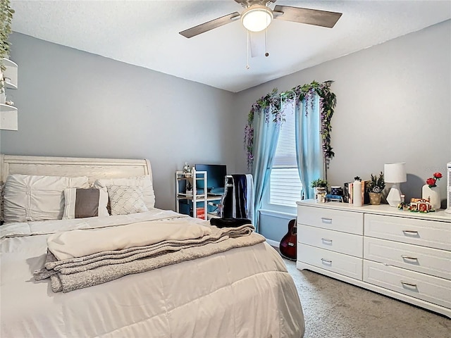 bedroom featuring a ceiling fan