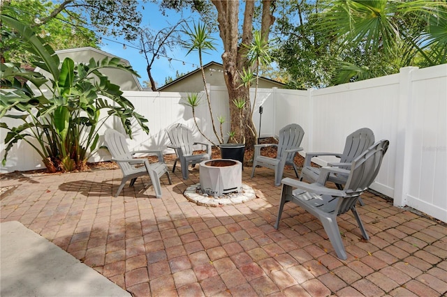 view of patio featuring a fenced backyard