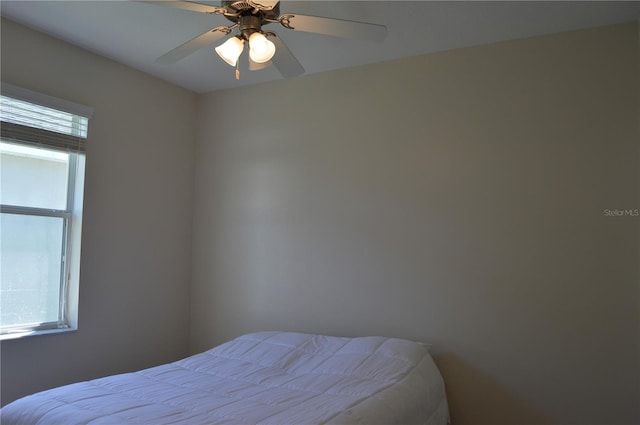 bedroom featuring a ceiling fan