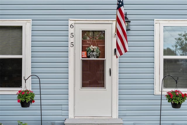 view of property entrance