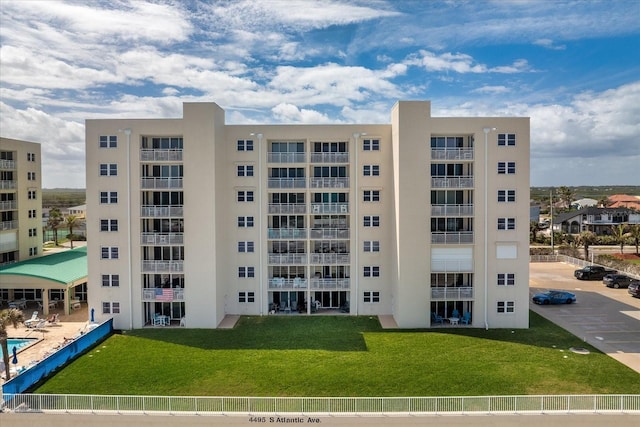 view of building exterior