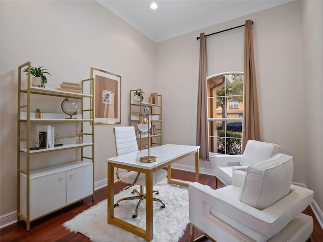 home office featuring recessed lighting, crown molding, baseboards, and wood finished floors