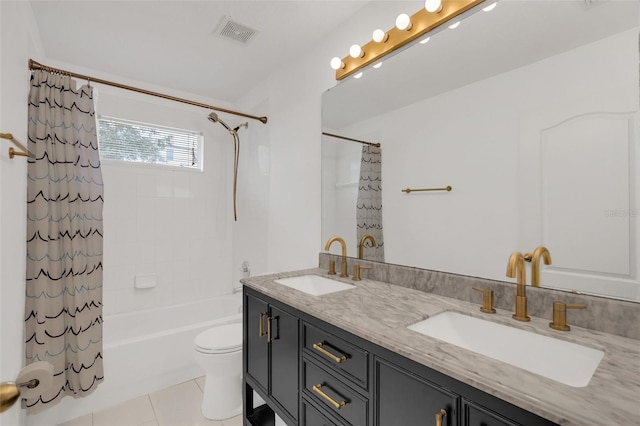 full bathroom featuring toilet, shower / bath combo with shower curtain, a sink, and visible vents