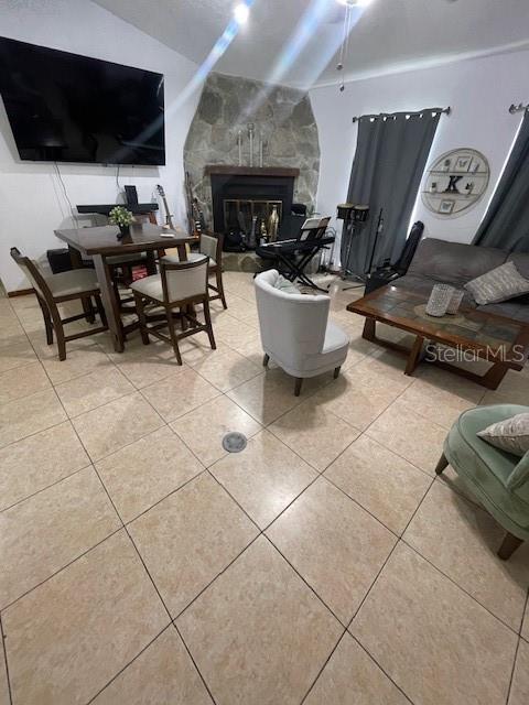 2831 S M U Blvd, Orlando, FL 32817 - photo 4