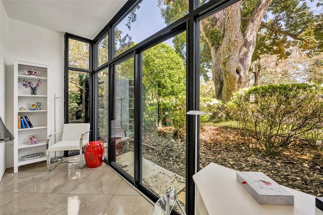 view of sunroom / solarium