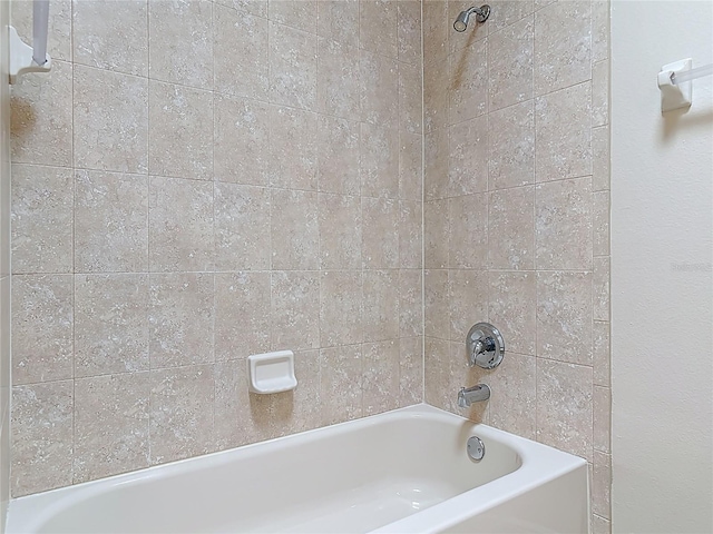 full bath with bathtub / shower combination