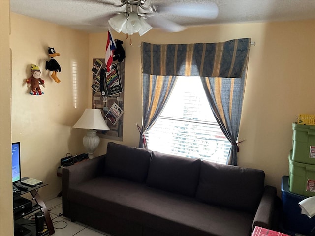 living room featuring ceiling fan