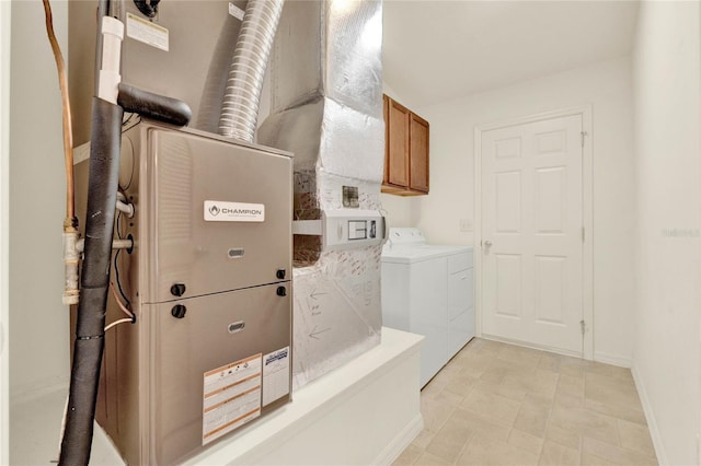 utility room featuring washer and clothes dryer