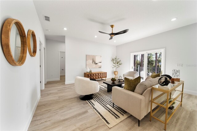808 Tedder Rd SE, Palm Bay, FL 32909 - living area with recessed lighting, visible vents, light wood-style floors, a ceiling fan, and baseboards
