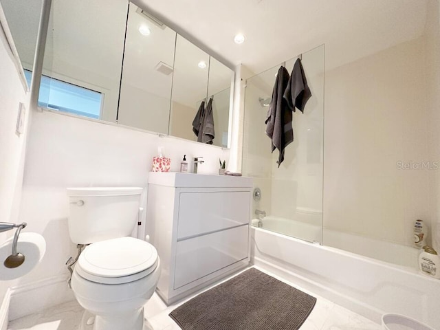 full bathroom with shower / bathtub combination, vanity, and toilet