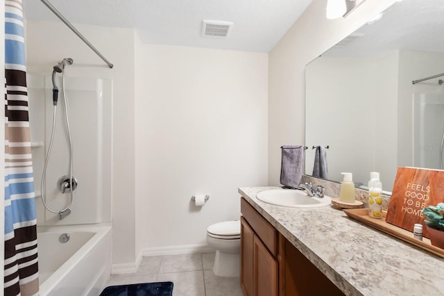 full bath featuring shower / bath combination with curtain, visible vents, toilet, vanity, and tile patterned flooring