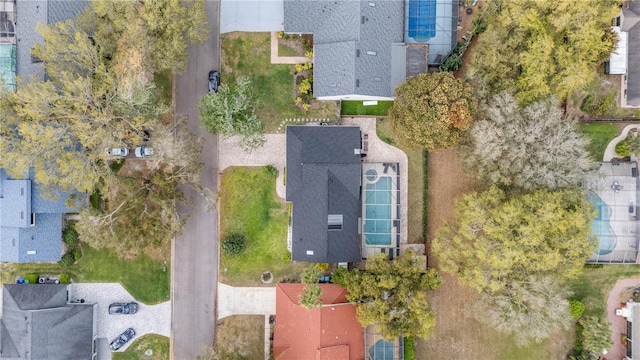 birds eye view of property featuring a residential view