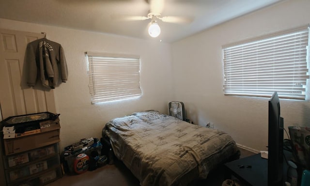 bedroom featuring a ceiling fan