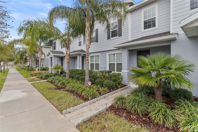 view of front of property with a residential view