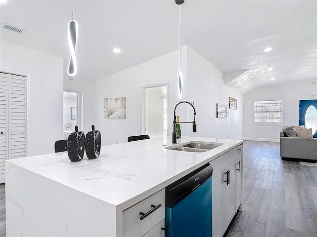 kitchen featuring dishwashing machine, a sink, visible vents, open floor plan, and vaulted ceiling