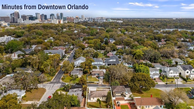 birds eye view of property featuring a residential view