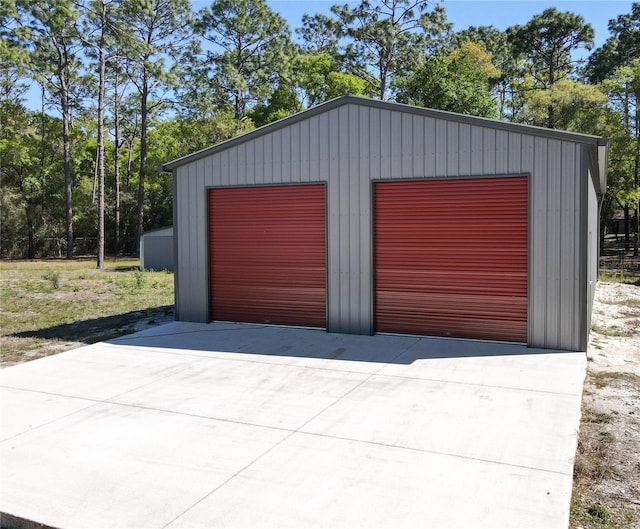 view of detached garage