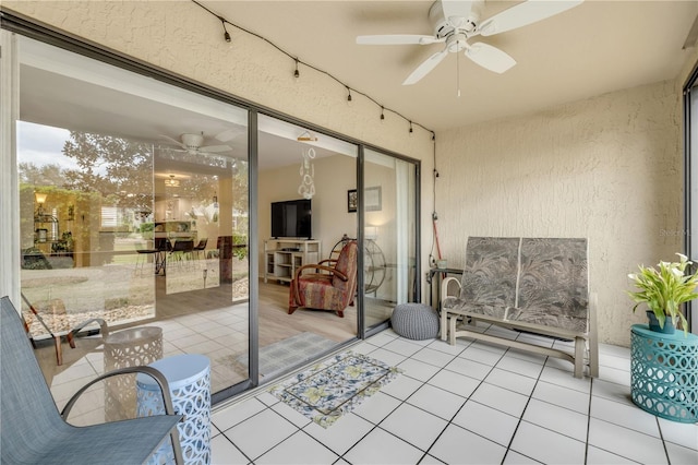 445 Bouchelle Dr Unit 104, New Smyrna Beach, FL 32169 - view of sunroom / solarium