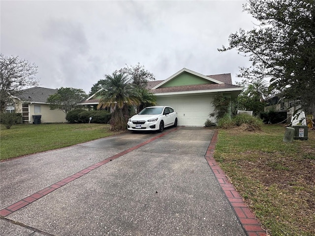 view of front of home featuring stucco siding, a front lawn, concrete driveway, a shingled roof, and a garage