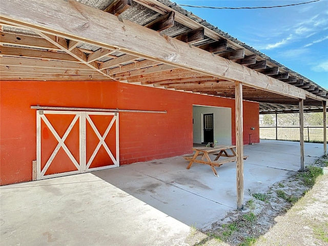 view of outdoor structure featuring an outdoor structure