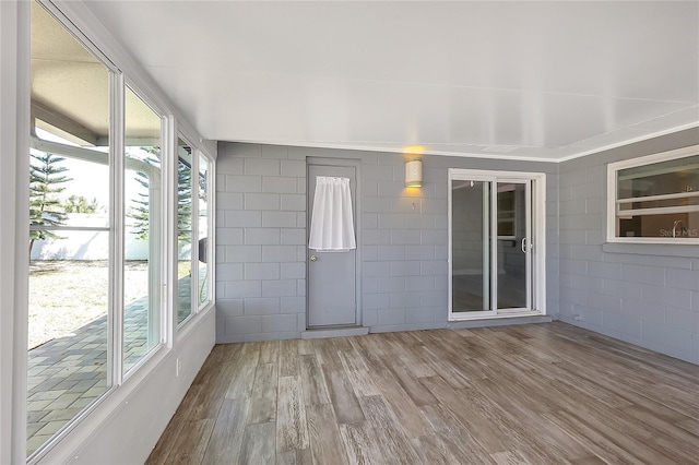 view of unfurnished sunroom