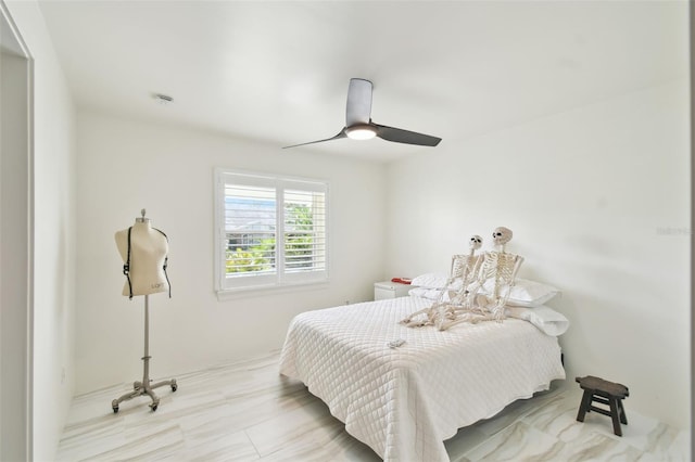 bedroom with a ceiling fan