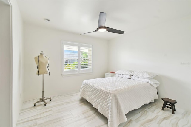 bedroom featuring a ceiling fan