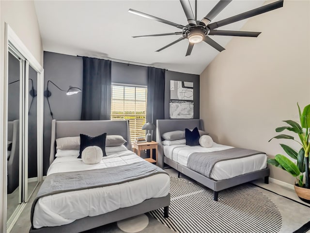 1174 Villa Ln Unit 115, Apopka, FL 32712 - carpeted bedroom featuring vaulted ceiling and ceiling fan