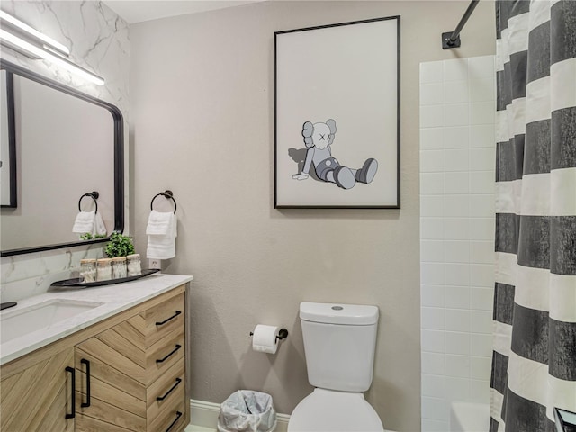 1174 Villa Ln Unit 115, Apopka, FL 32712 - bathroom with vanity and shower / bath combo