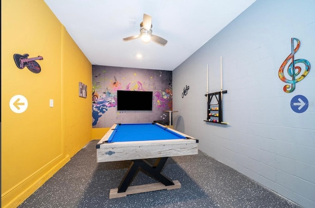 playroom with ceiling fan and billiards