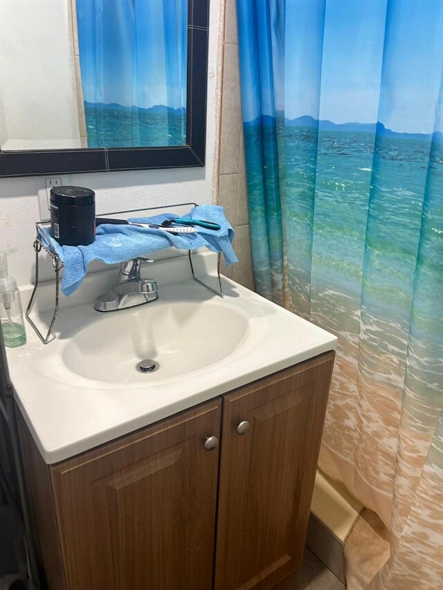 744 Myrtle Ave, Venice, FL 34285 - bathroom with vanity