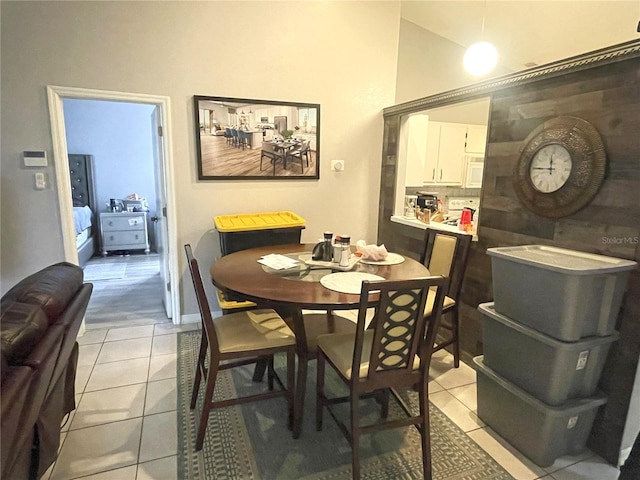 dining room with light tile patterned floors