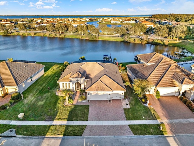 bird's eye view featuring a water view