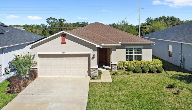 ranch-style house featuring an attached garage, a shingled roof, stucco siding, a front lawn, and concrete driveway