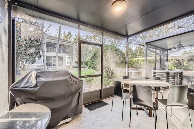 view of sunroom / solarium