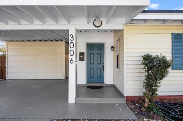 view of property entrance