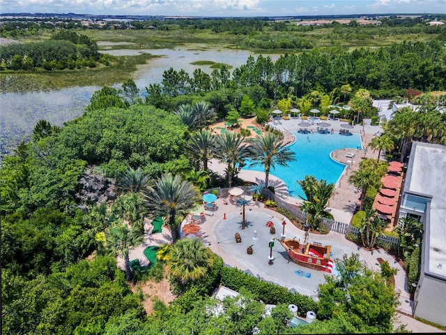 bird's eye view with a water view