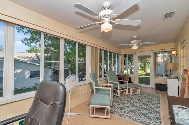 8787 SW 90th Ln Unit E, Ocala, FL 34481 - sunroom / solarium featuring visible vents and a ceiling fan