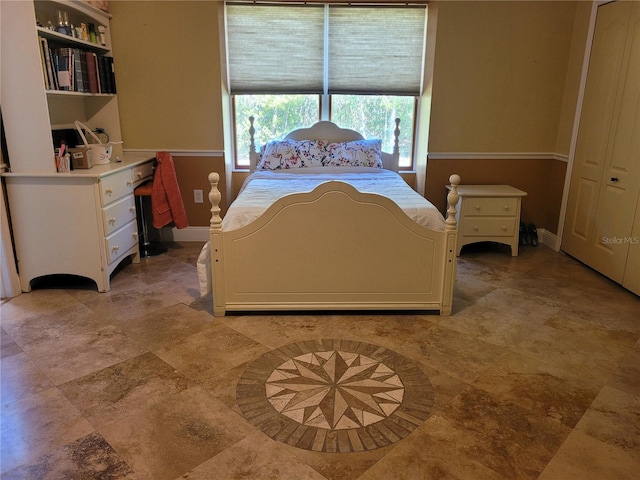 bedroom with baseboards