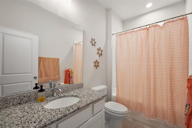 full bathroom featuring toilet, shower / tub combo with curtain, recessed lighting, tile patterned flooring, and vanity