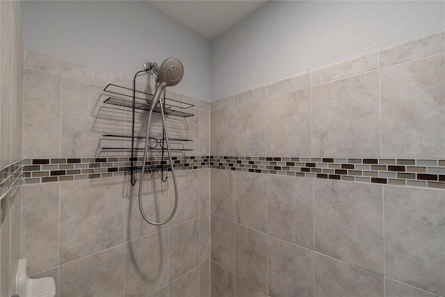 328 Woodland Trl, Lady Lake, FL 32159 - photo 15